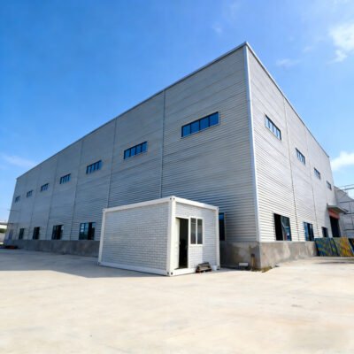 Customizable Design Prefabricated Cow Farm Steel Structure Buildings Efficient Farming Workshop Application